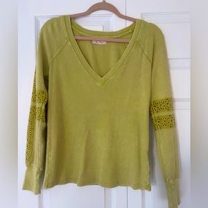 We the Free Free People like new shirt waffle material with lace detail sz small